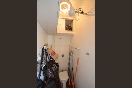 Apartamento à venda com 56m², 2 quartos e sem vagaBanheiro de Serviço