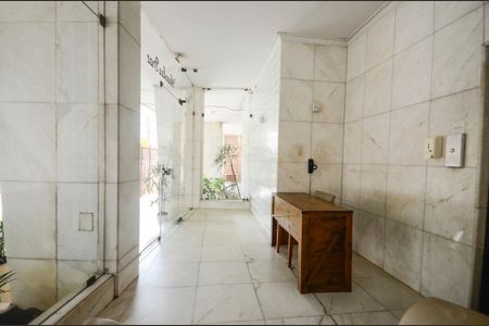 Apartamento à venda com 56m², 2 quartos e sem vagaHall