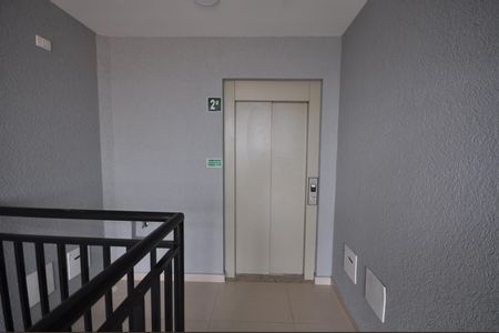 Apartamento à venda com 35m², 2 quartos e sem vagaElevador