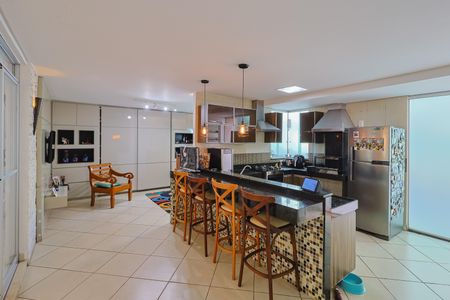 Apartamento à venda com 164m², 3 quartos e 2 vagasCozinha