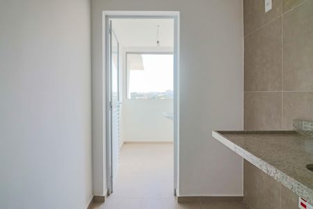 Apartamento à venda com 94m², 3 quartos e 2 vagas Apartamento à venda com 94m², 3 quartos e 2 vagasCozinha e Área de Serviço