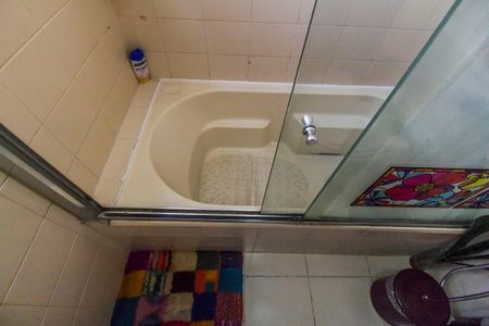 Casa de condomínio à venda com 353m², 4 quartos e 4 vagasBanheiro da Suíte