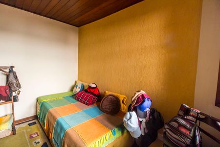 Casa de condomínio à venda com 353m², 4 quartos e 4 vagasEscritório