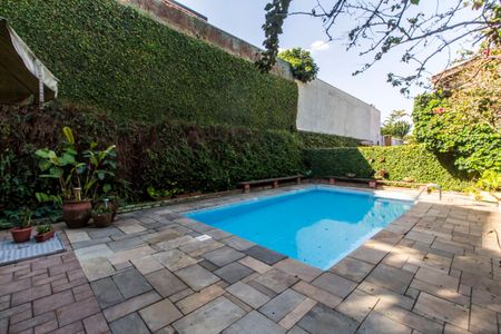 Casa de condomínio à venda com 353m², 4 quartos e 4 vagasÁrea comum - Piscina