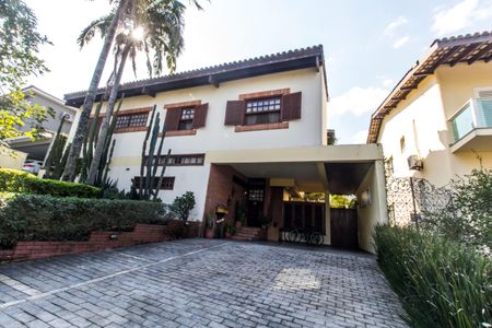 Casa de condomínio à venda com 353m², 4 quartos e 4 vagasGaragem