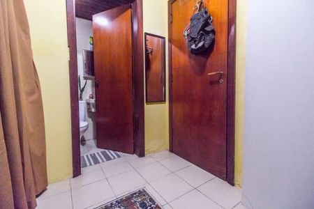 Casa de condomínio à venda com 353m², 4 quartos e 4 vagasQuarto de Serviço