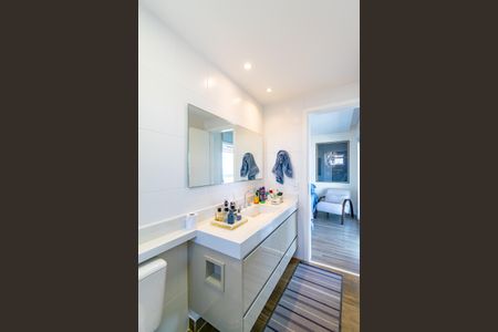 Apartamento para alugar com 149m², 3 quartos e 3 vagas Apartamento para alugar com 149m², 3 quartos e 3 vagasBanheiro da Suíte 1