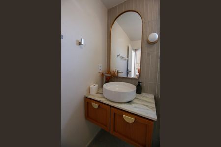 Apartamento à venda com 63m², 2 quartos e sem vagaBanheiro