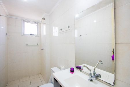 Apartamento para alugar com 60m², 2 quartos e 2 vagasBanheiro social