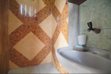 Casa à venda com 320m², 2 quartos e 3 vagasBanheiro Social