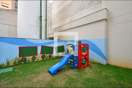 Apartamento à venda com 36m², 2 quartos e sem vaga Apartamento à venda com 36m², 2 quartos e sem vagaÁrea comum - Playground