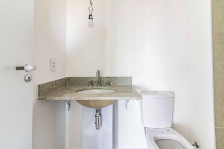 Apartamento à venda com 73m², 2 quartos e 1 vaga Apartamento à venda com 73m², 2 quartos e 1 vagaBanheiro