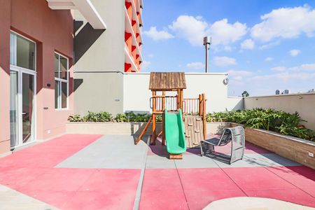 Apartamento à venda com 73m², 2 quartos e 1 vaga Apartamento à venda com 73m², 2 quartos e 1 vagaÁrea comum - Playground
