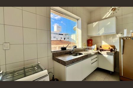 Apartamento à venda com 108m², 3 quartos e 1 vaga Apartamento à venda com 108m², 3 quartos e 1 vagaCozinha