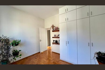 Apartamento à venda com 108m², 3 quartos e 1 vaga Apartamento à venda com 108m², 3 quartos e 1 vagaQuarto