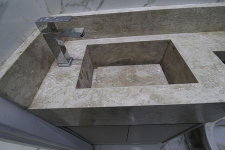 Apartamento à venda com 90m², 3 quartos e 2 vagasBanheiro Social