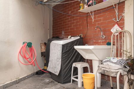 Casa à venda com 105m², 3 quartos e 2 vagasÁrea de Serviço