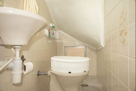 Casa à venda com 105m², 3 quartos e 2 vagasLavabo