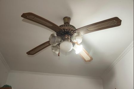 Casa à venda com 105m², 3 quartos e 2 vagasQuarto 2