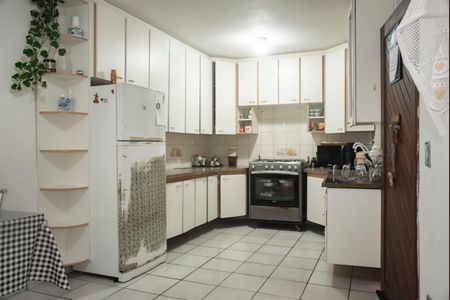 Casa à venda com 105m², 3 quartos e 2 vagasCozinha