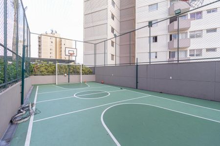 Apartamento à venda com 95m², 2 quartos e 2 vagasÁrea comum - Quadra