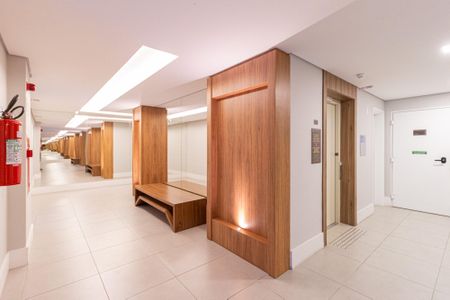 Apartamento à venda com 95m², 2 quartos e 2 vagasHall de entrada