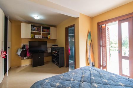 Casa à venda com 220m², 4 quartos e 2 vagasSuite 1