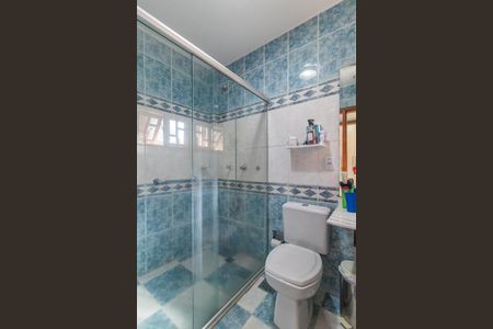 Casa à venda com 220m², 4 quartos e 2 vagasBanheiro /Suite 1