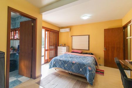 Casa à venda com 220m², 4 quartos e 2 vagasSuite 1