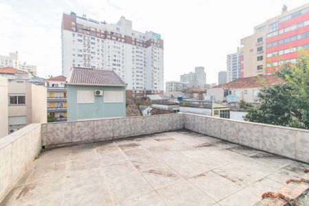 Casa à venda com 220m², 4 quartos e 2 vagasTerraço