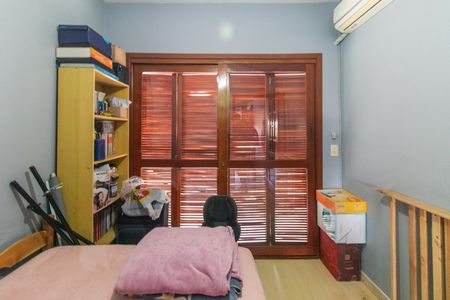 Casa à venda com 220m², 4 quartos e 2 vagasQuarto 2