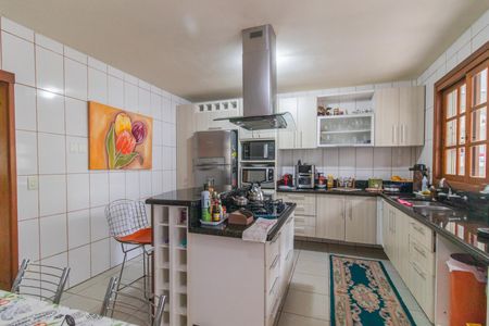 Casa à venda com 220m², 4 quartos e 2 vagasCozinha