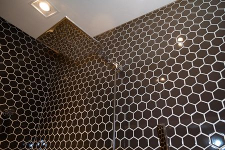 Apartamento à venda com 200m², 3 quartos e 1 vaga Apartamento à venda com 200m², 3 quartos e 1 vagaBanheiro da Suíte 2