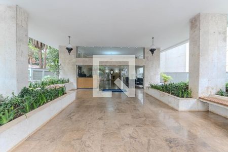 Apartamento à venda com 200m², 3 quartos e 1 vaga Apartamento à venda com 200m², 3 quartos e 1 vagaÁrea comum