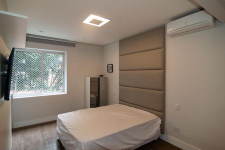 Apartamento à venda com 200m², 3 quartos e 1 vaga Apartamento à venda com 200m², 3 quartos e 1 vagaSuíte 2