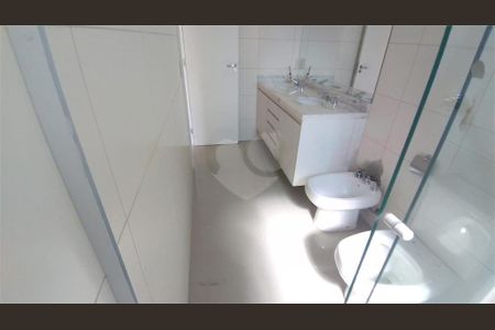 Apartamento à venda com 175m², 3 quartos e 3 vagas