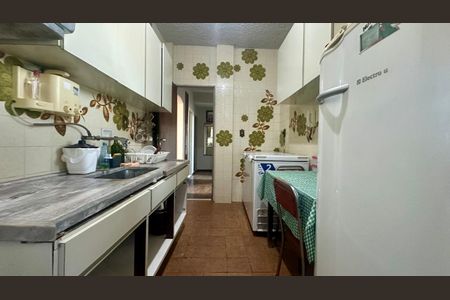 Apartamento à venda com 85m², 3 quartos e 1 vaga Apartamento à venda com 85m², 3 quartos e 1 vagaCozinha
