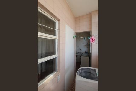 Apartamento à venda com 61m², 3 quartos e 1 vagaÁrea de Serviço