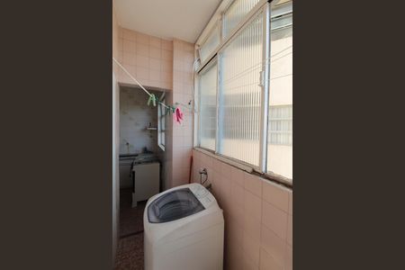 Apartamento à venda com 61m², 3 quartos e 1 vagaÁrea de Serviço