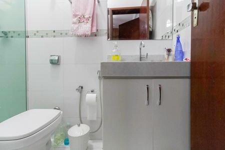 Casa à venda com 924m², 5 quartos e 8 vagasBanheiro da Suíte 1