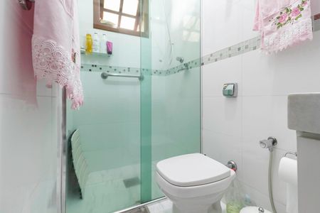 Casa à venda com 924m², 5 quartos e 8 vagasBanheiro Social 