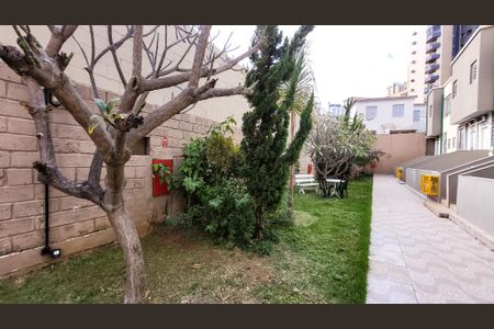 Apartamento à venda com 82m², 2 quartos e sem vagaÁrea comum