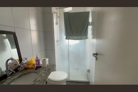 Apartamento à venda com 68m², 3 quartos e 1 vaga Apartamento à venda com 68m², 3 quartos e 1 vagaBanheiro da Suíte