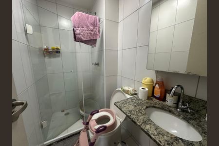 Apartamento à venda com 68m², 3 quartos e 1 vaga Apartamento à venda com 68m², 3 quartos e 1 vagaBanheiro