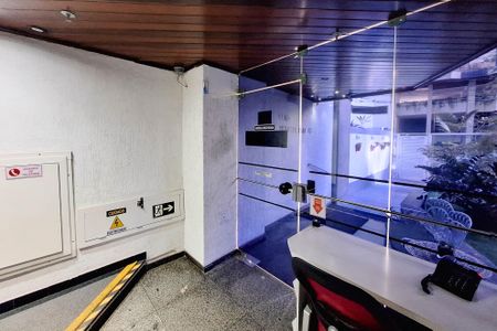 Apartamento à venda com 90m², 2 quartos e 1 vagaÁrea comum