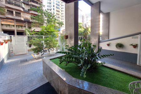 Apartamento à venda com 90m², 2 quartos e 1 vagaÁrea comum