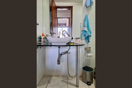 Apartamento à venda com 90m², 2 quartos e 1 vagaBanheiro Social