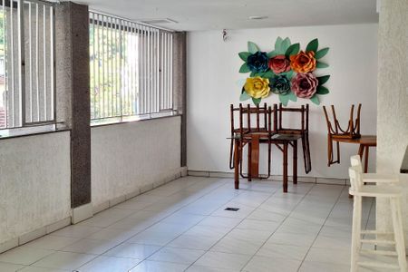 Apartamento à venda com 90m², 2 quartos e 1 vagaÁrea comum