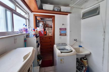 Apartamento à venda com 90m², 2 quartos e 1 vagaÁrea de Serviço