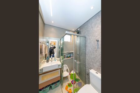 Apartamento à venda com 95m², 2 quartos e 2 vagas Apartamento à venda com 95m², 2 quartos e 2 vagasBanheiro da Suíte 2